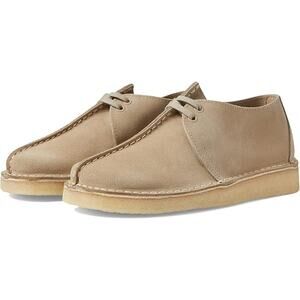 NWT Clarks Women's Desert Trek Shoes,  Sand Suede -10 B - Medium